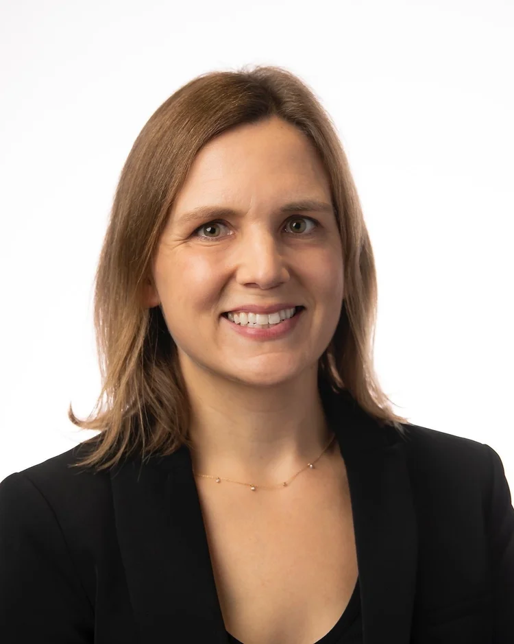 Photo of Rebecca Janik