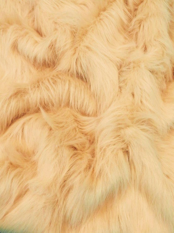 Blonde faux fur swatch