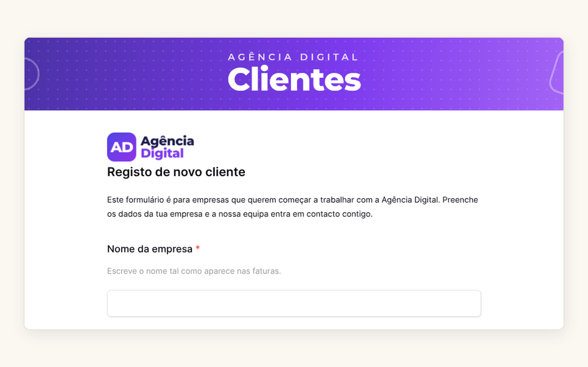 Formulário de registo de novo cliente da Agência Digital, com logótipo e capa.