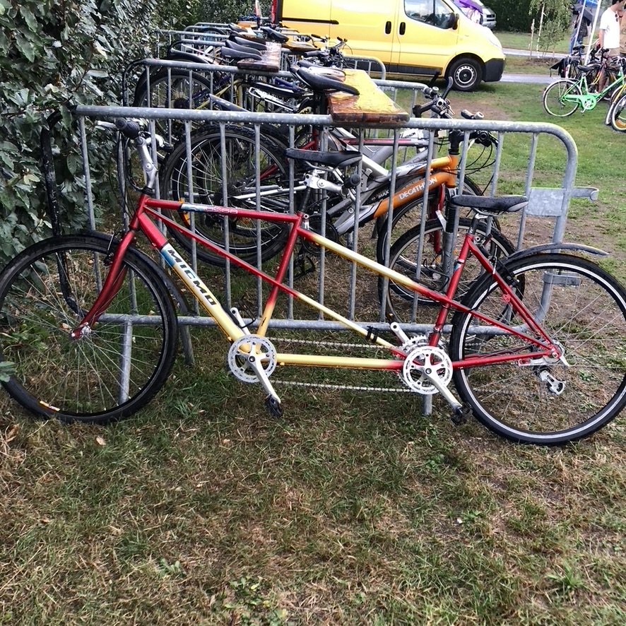 Tandem