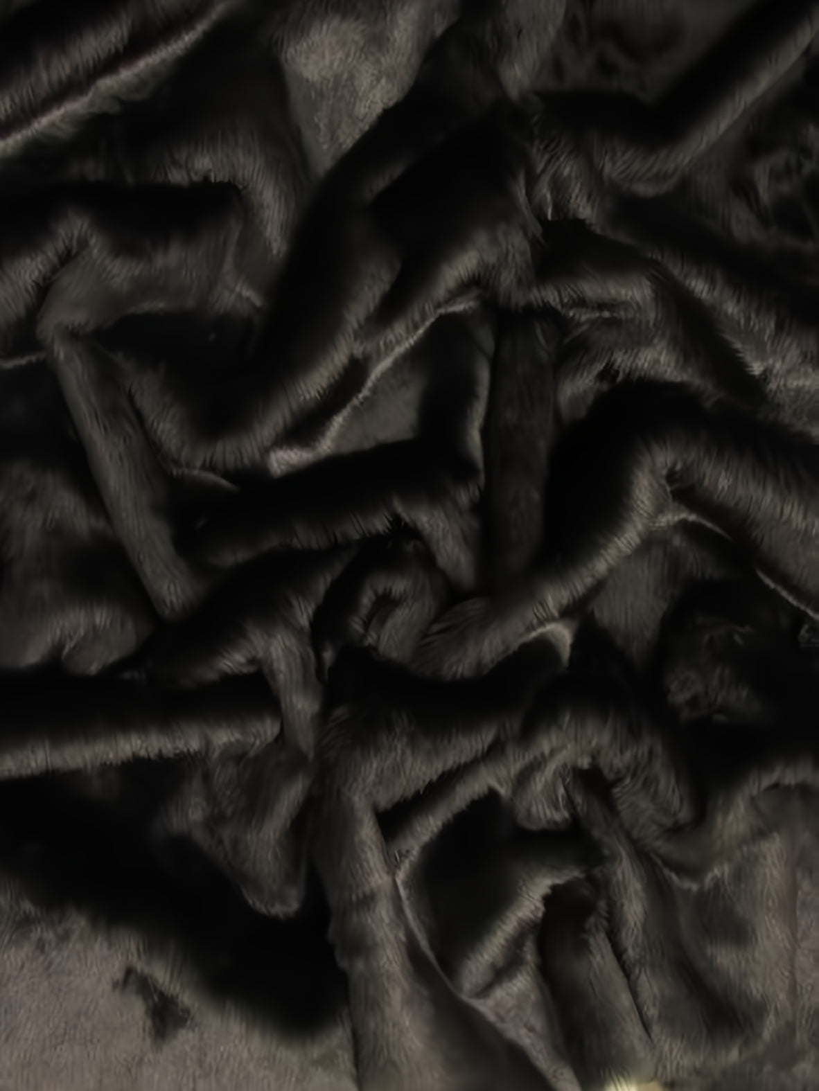 Black Short Shag faux fur swatch