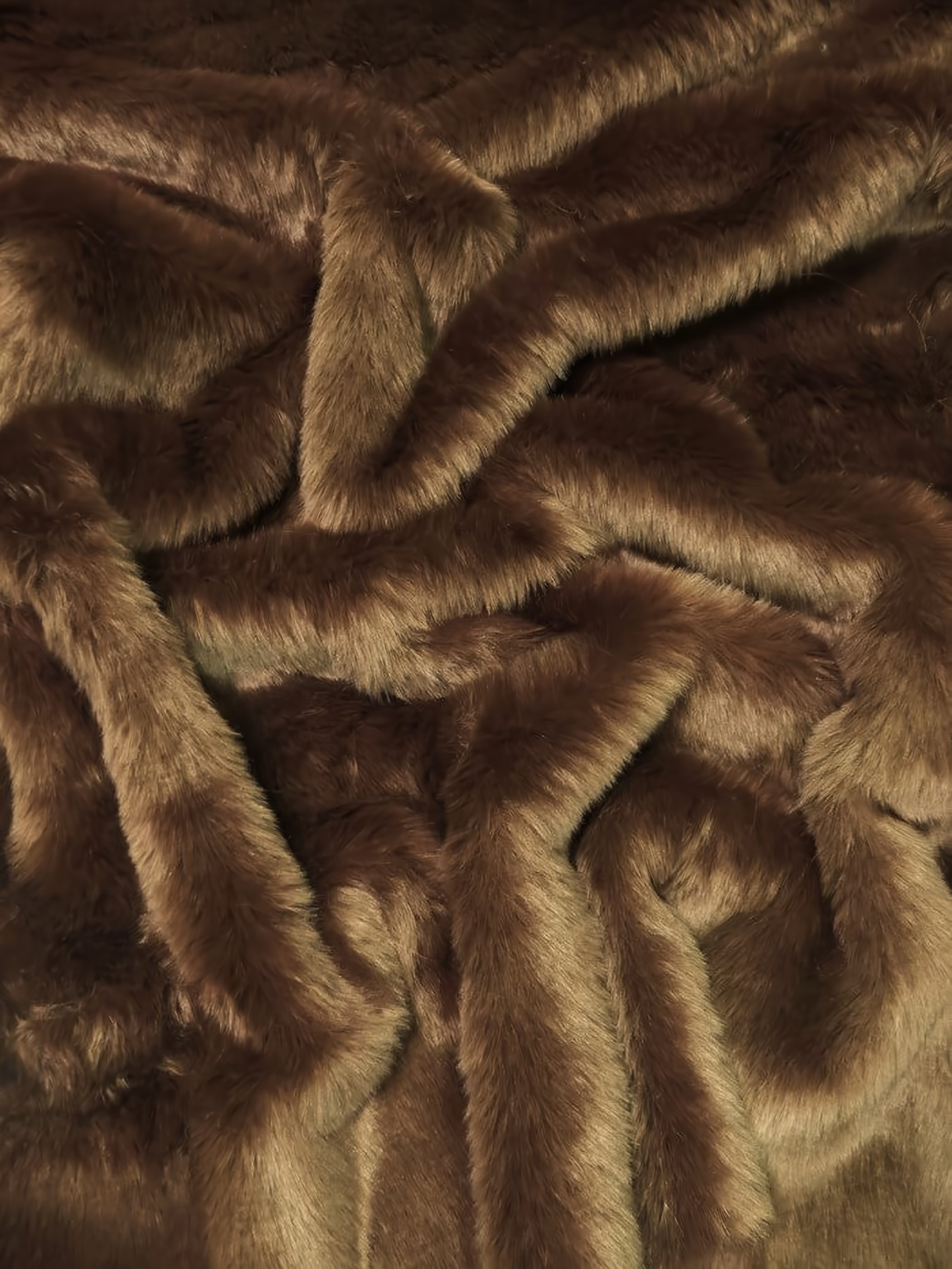 Light Brown Short Shag faux fur swatch