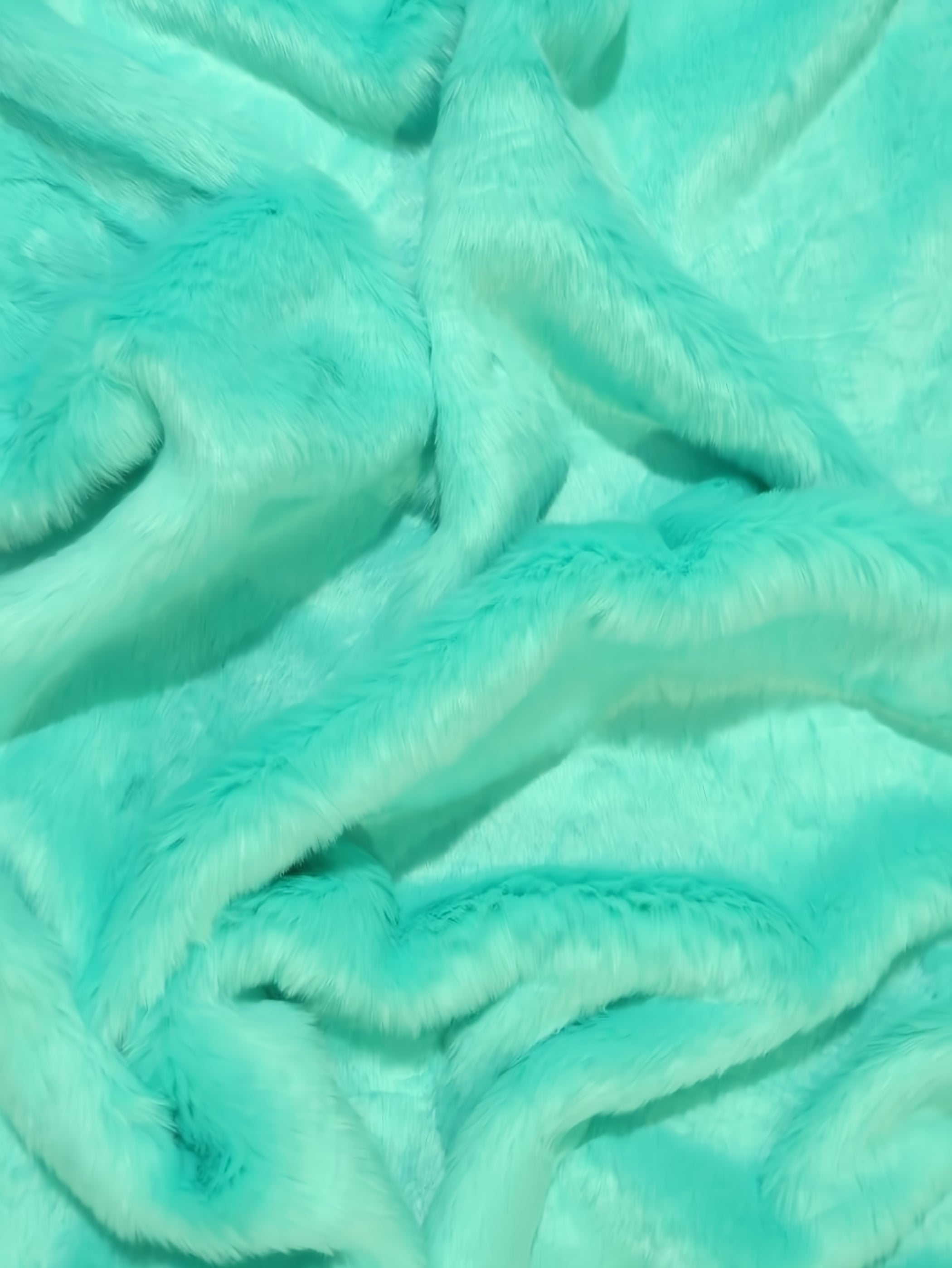 Aqua Short Shag faux fur swatch