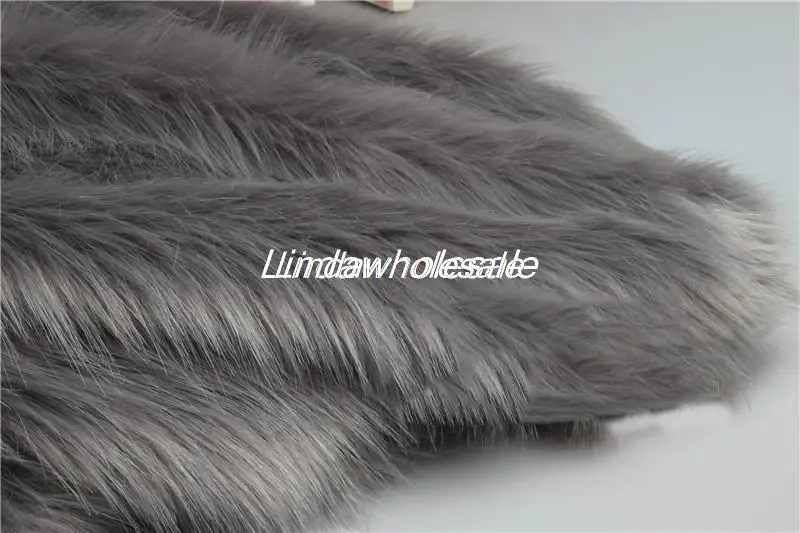 Gray faux fur swatch
