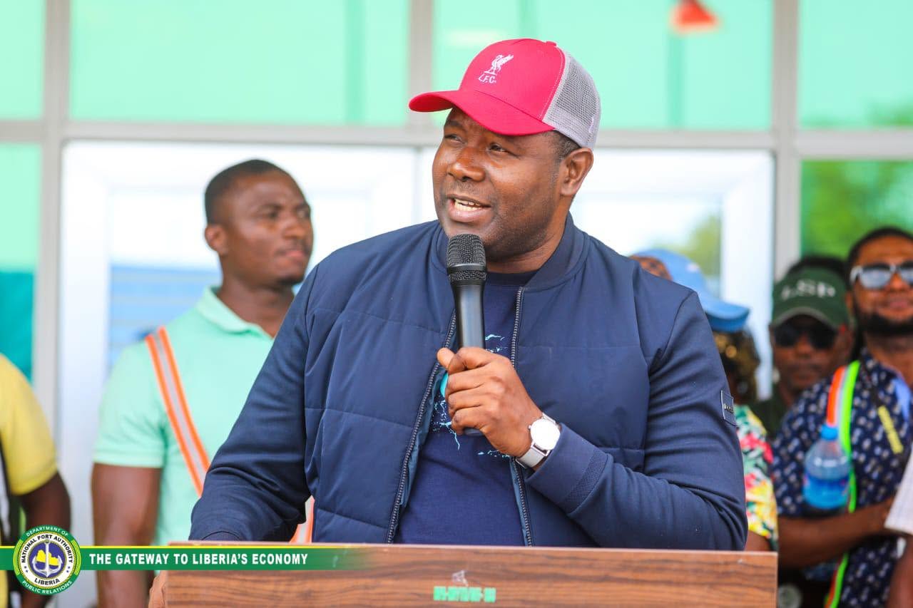 NPA Workers’ Union Honors Managing Director Sekou A.M. Dukuly and Senior Management for Regularizing Over 400 Contractors — gallery image 3