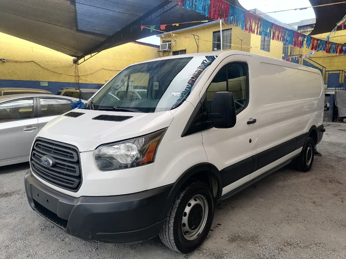 FORD TRANSIT 250 LARGA