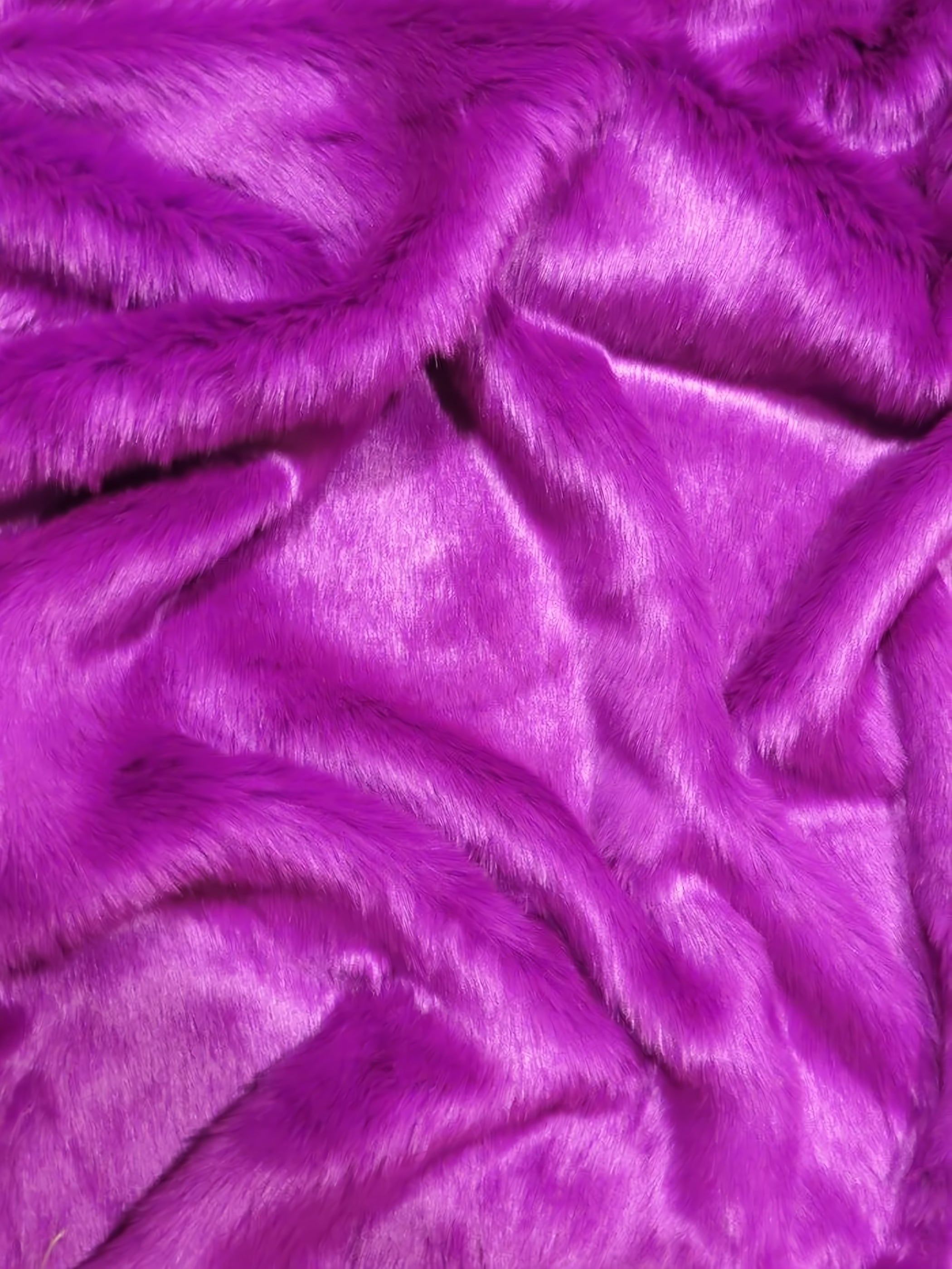 Grape Short Shag faux fur swatch